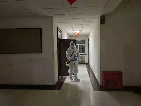 消毒用品酒精和碘伏有什么區(qū)別？哪一種更適合家庭消毒